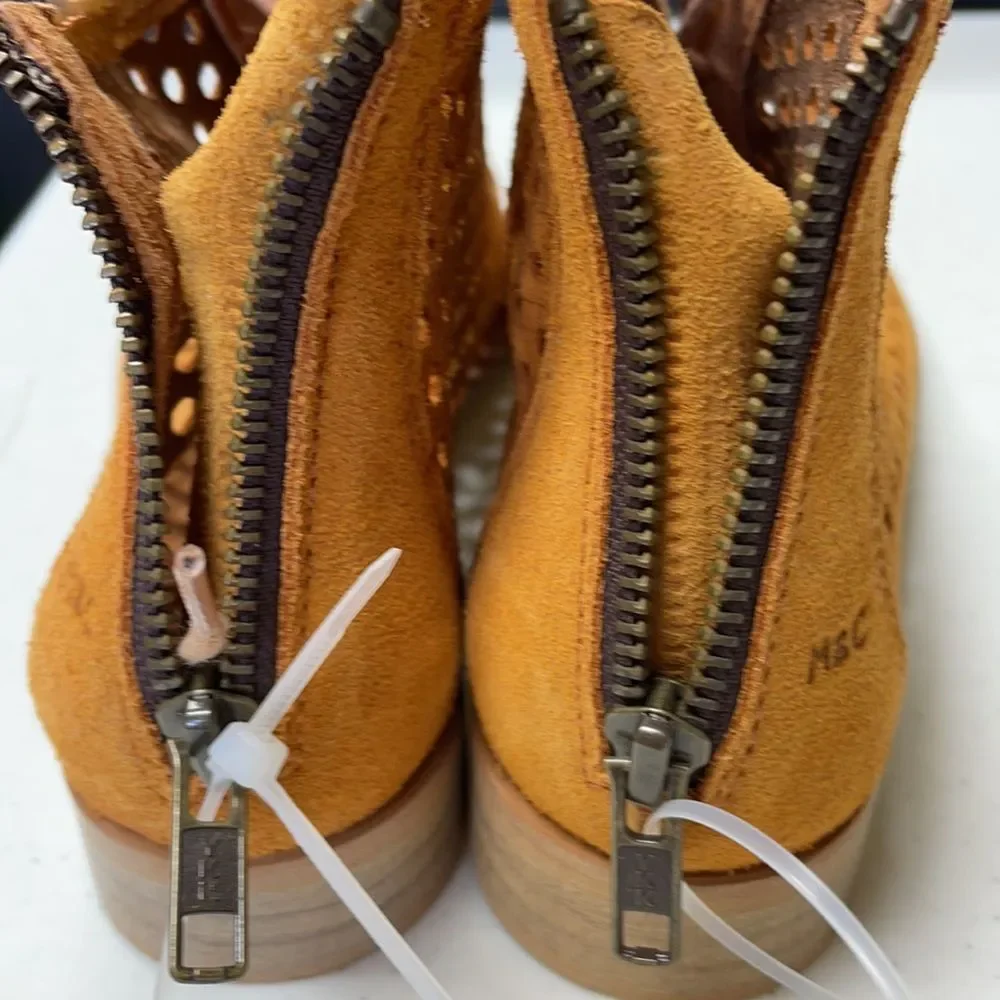 Musse & Cloud Aiden Lace Up Ankle Flats Size 6 - Picture 4 of 4